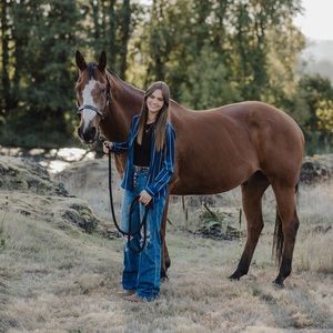 Meet your Posher, Cidni